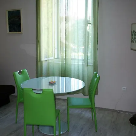 Pavelin Apartament *